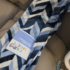 Kidz Society Chevron Blue and White Throw Blanket